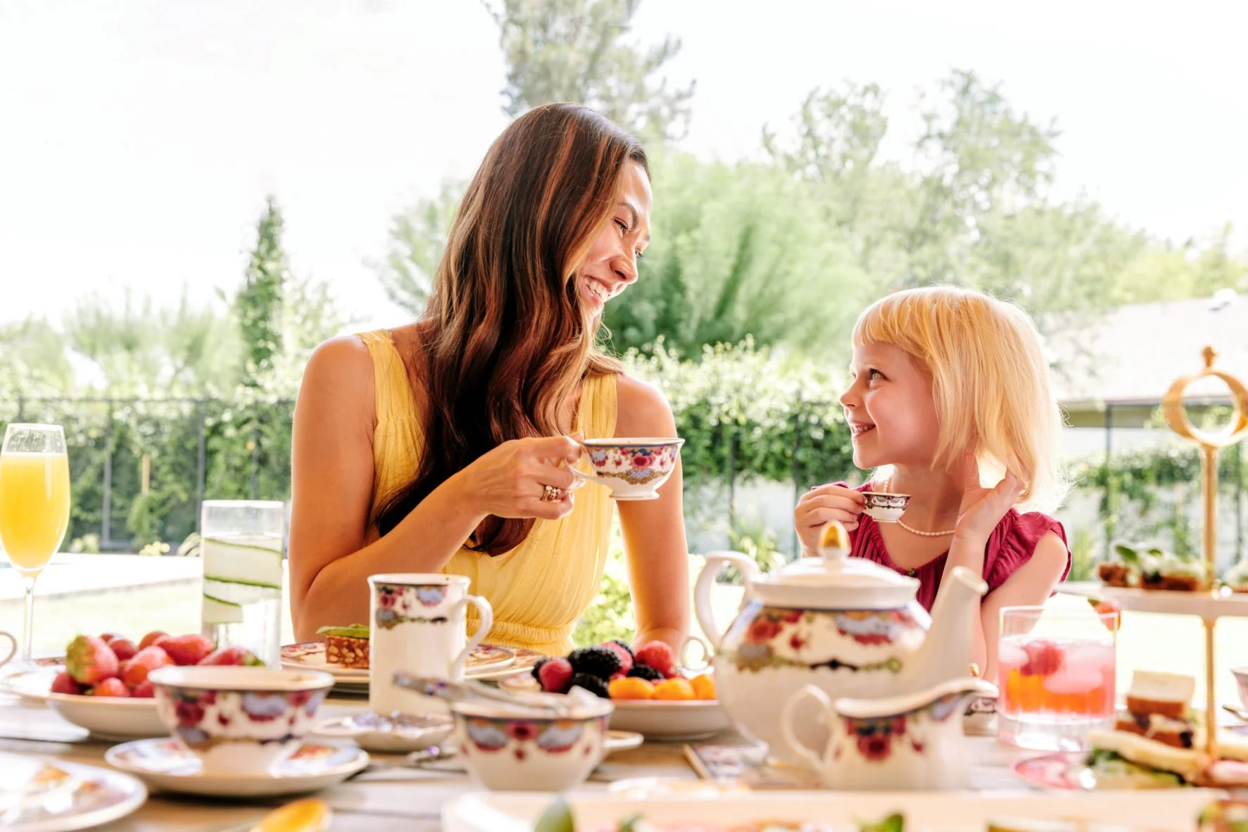 Royal Afternoon Tea Set - Image 3